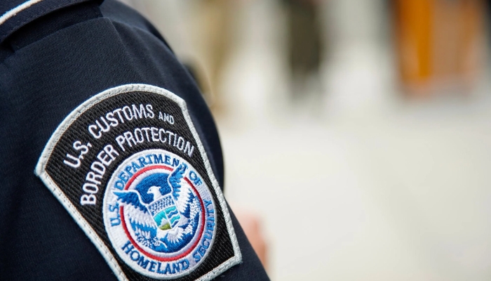 hieu-quyen-loi-the-xanh-cua-ban-khi-nhap-canh-vao-hoa-ky-2